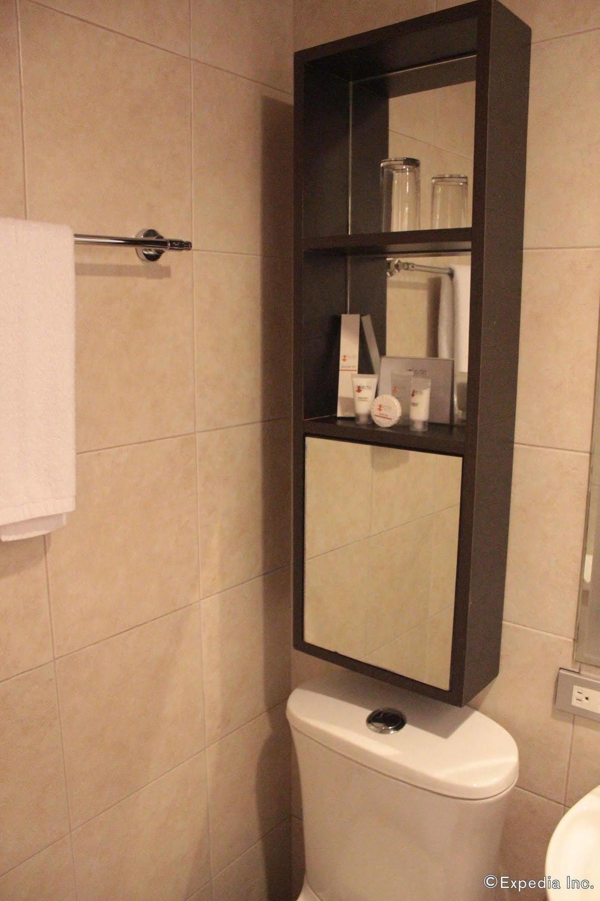 Soleste Suites Quezon City Bagian luar foto