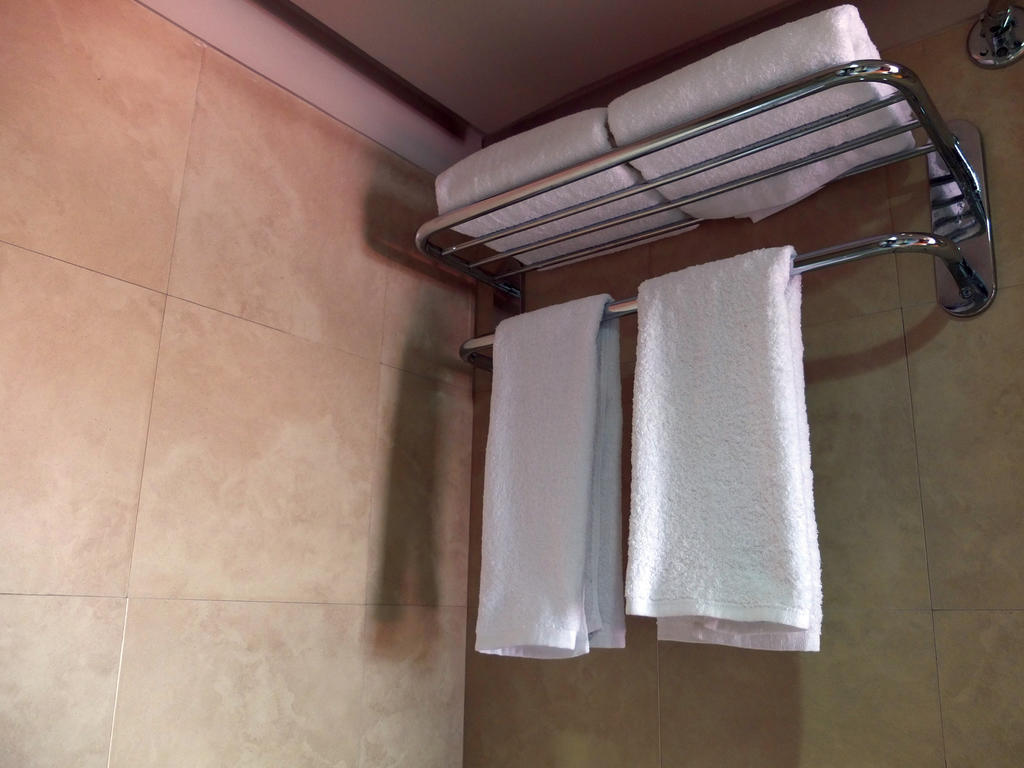 Soleste Suites Quezon City Bagian luar foto