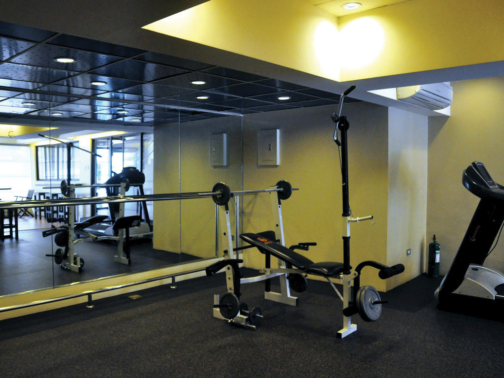 Soleste Suites Quezon City Bagian luar foto